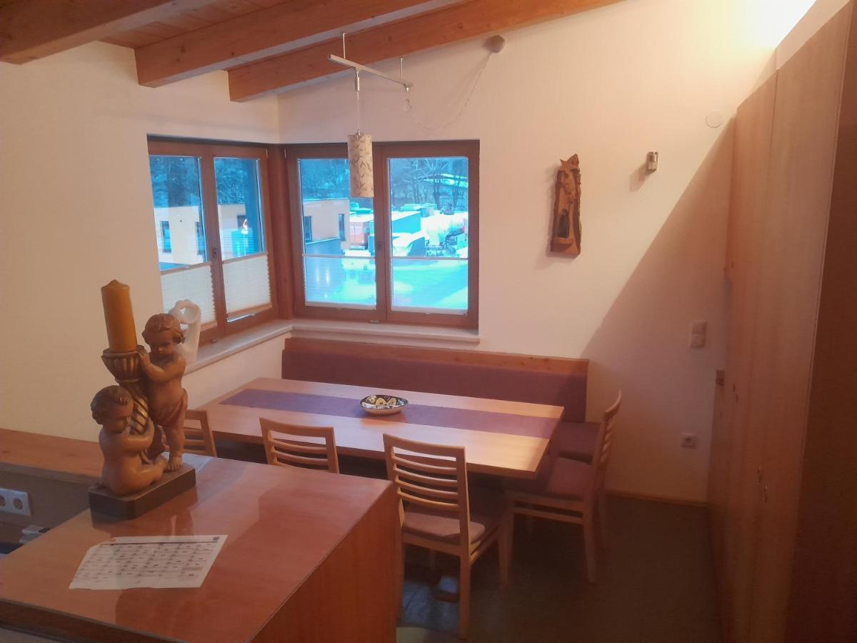 Haus Hotz Apart Talblick Grins Buitenkant foto