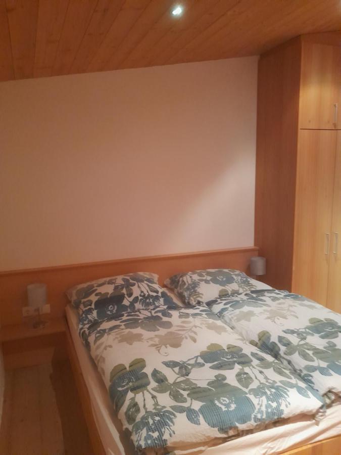 Haus Hotz Apart Talblick Grins Buitenkant foto