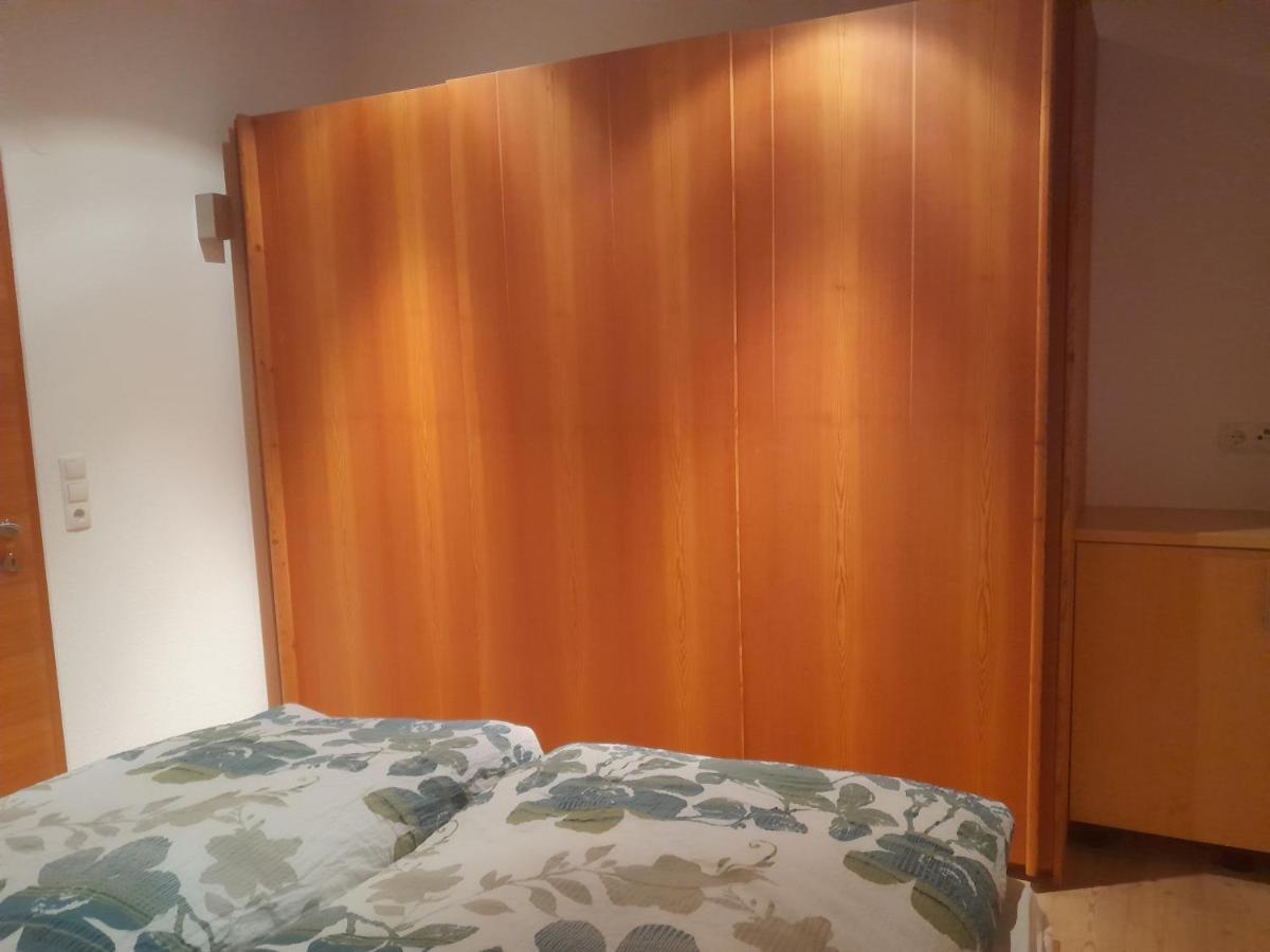 Haus Hotz Apart Talblick Grins Buitenkant foto